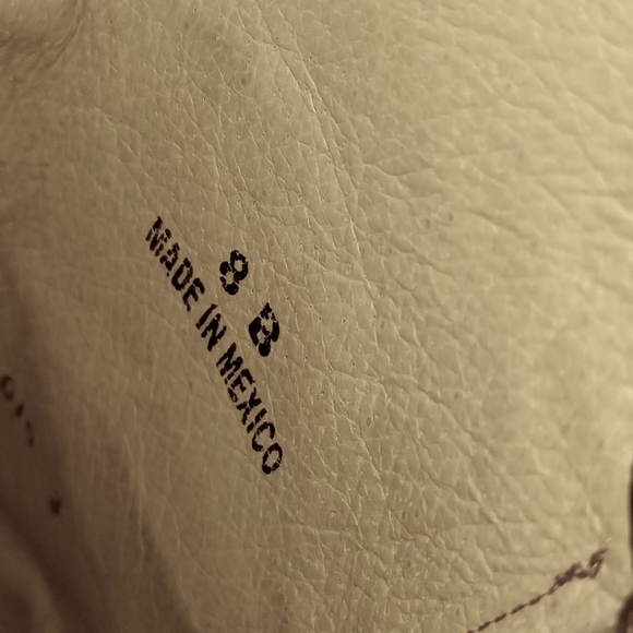 CCO| IDYLLWILD | 8B like new Leather - Picture 5 of 12